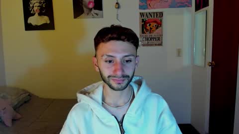 Snapshot of santi_mateo chatting on September 21, 2025, 4:47 am Santi online show from September 21, 2025, 4:47 am