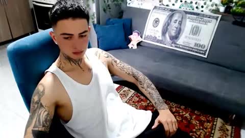 santi_ss online show from February 11, 2026, 3:50 pm