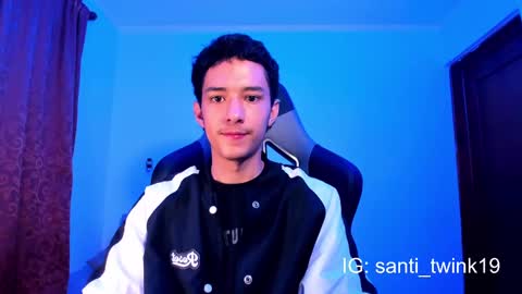 Snapshot of santi_twink19 chatting on December 21, 2024, 9:44 am santi_twink19 online show from December 21, 2024, 9:44 am