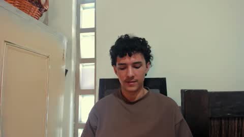 Snapshot of santi_twink19 chatting on October 15, 2025, 7:25 pm santi_twink19 online show from October 15, 2025, 7:25 pm