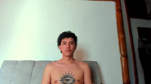 santi_twink19 online show from May 24, 2026, 1:27 pm