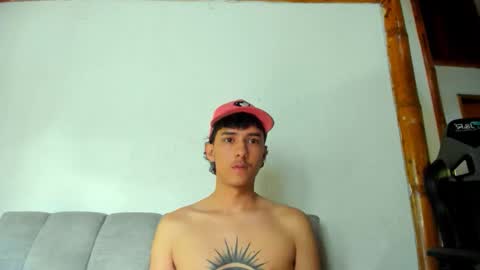 santi_twink19 online show from May 26, 2026, 2:46 pm