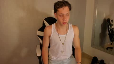 Julius Novachrono  online show from September 27, 2025, 8:36 pm