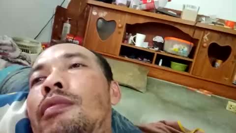 santichai561323 online show from May 15, 2026, 2:07 am