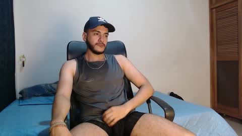 Snapshot of santiexxx chatting on November 4, 2025, 12:54 am santiexxx online show from November 4, 2025, 12:54 am