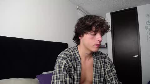 Santii online show from February 27, 2025, 6:53 pm