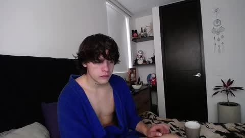 Santii online show from March 11, 2025, 7:14 pm