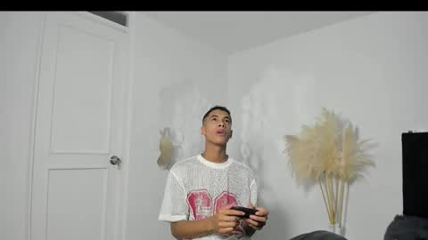 santmen_ online show from September 9, 2025, 3:17 am