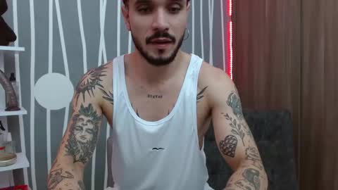 Snapshot of santti_torres chatting on October 2, 2025, 3:13 am Santy Torres online show from October 2, 2025, 3:13 am