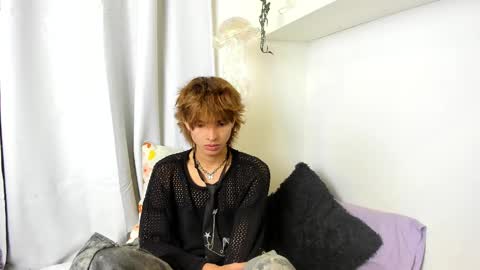 kitty online show from February 20, 2025, 3:34 am