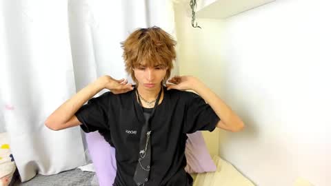 kitty online show from February 23, 2025, 5:01 am