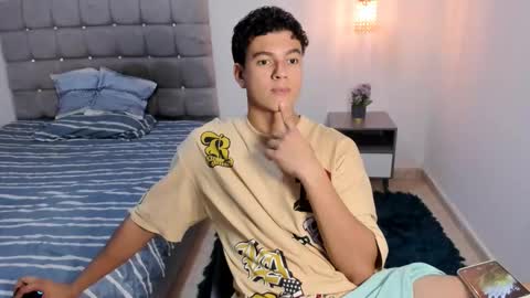 Snapshot of santy_stump chatting on January 16, 2026, 10:14 pm santy_stump online show from January 16, 2026, 10:14 pm