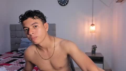 Snapshot of santy_stump chatting on February 7, 2026, 12:03 am santy_stump online show from February 7, 2026, 12:03 am