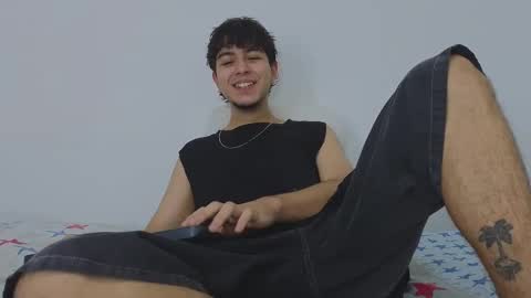 Snapshot of santybig18 chatting on March 2, 2025, 7:32 am santybig18 online show from March 2, 2025, 7:32 am