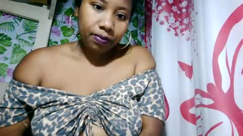 Snapshot of sanyah513 chatting on July 9, 2026, 5:55 am sanya online show from July 9, 2026, 5:55 am
