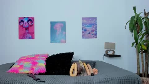 saori_022 online show from October 4, 2025, 3:37 am