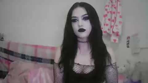 Sapphire online show from November 6, 2025, 11:04 pm