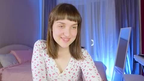 Snapshot of saphirree chatting on October 15, 2025, 1:17 am Anny online show from October 15, 2025, 1:17 am