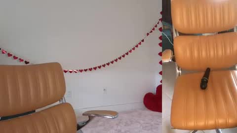 Snapshot of sapphir3xoxo chatting on February 18, 2025, 8:36 pm sapphir3xoxo online show from February 18, 2025, 8:36 pm