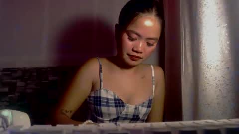 sapphire_amora online show from September 9, 2025, 12:26 pm