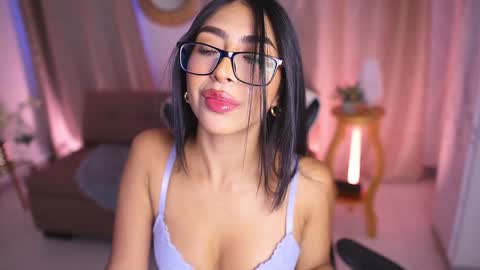 Snapshot of sara_albrecht chatting on January 22, 2025, 12:27 pm Sara online show from January 22, 2025, 12:27 pm