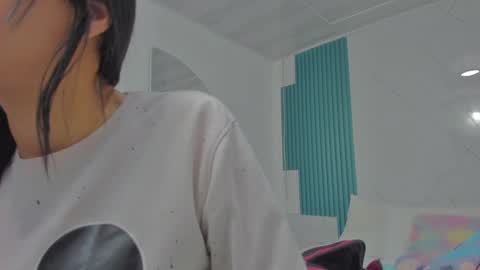 Snapshot of sara_allenx chatting on September 22, 2025, 1:35 pm sara allenx online show from September 22, 2025, 1:35 pm
