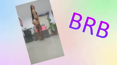 Snapshot of sara_carmona chatting on October 8, 2025, 10:57 am SARA online show from October 8, 2025, 10:57 am