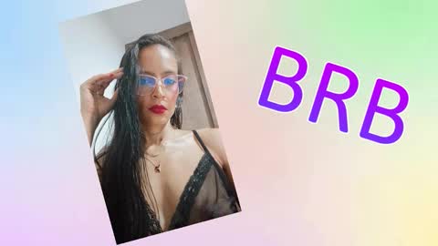 Snapshot of sara_carmona chatting on December 19, 2025, 9:38 am SARA online show from December 19, 2025, 9:38 am