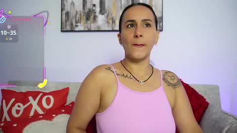 Snapshot of sara_charmy chatting on October 29, 2025, 11:23 am online show from October 29, 2025, 11:23 am