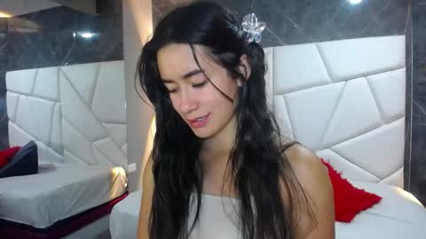 Snapshot of sara_hoffman_4 chatting on May 15, 2026, 12:45 pm Sara online show from May 15, 2026, 12:45 pm