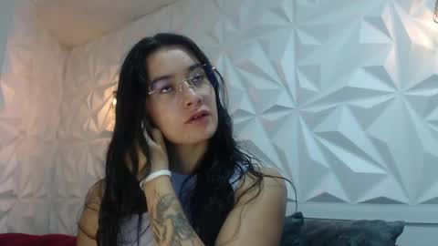 Snapshot of sara_hoffman_4 chatting on May 31, 2026, 12:45 pm Sara online show from May 31, 2026, 12:45 pm