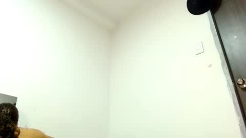 Snapshot of sara_johnson__ chatting on November 6, 2025, 1:39 am sara_johnson__ online show from November 6, 2025, 1:39 am