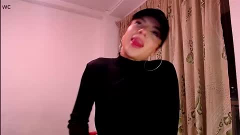 Snapshot of sara_johnson__ chatting on November 22, 2025, 11:48 pm sara_johnson__ online show from November 22, 2025, 11:48 pm