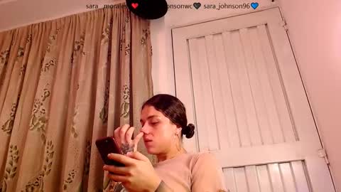 Snapshot of sara_johnson__ chatting on December 5, 2025, 2:09 am sara_johnson__ online show from December 5, 2025, 2:09 am