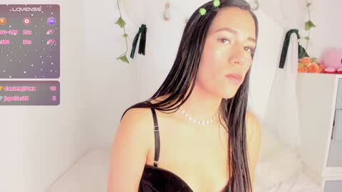 Sara  online show from January 25, 2025, 5:08 pm