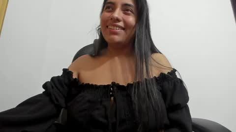 Snapshot of sara_len chatting on May 27, 2026, 5:21 pm sara_len online show from May 27, 2026, 5:21 pm