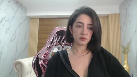 Sara  online show from March 31, 2026, 1:33 pm