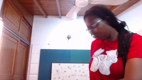 S A R A online show from November 24, 2025, 11:21 am