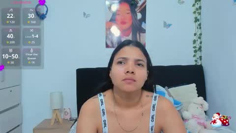 Snapshot of sara_mendez2_ chatting on February 9, 2026, 9:19 pm Sara Mendez online show from February 9, 2026, 9:19 pm