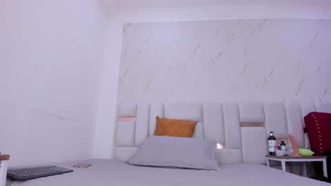 Snapshot of sara_sm1th_ chatting on May 28, 2026, 11:40 am sara_sm1th_ online show from May 28, 2026, 11:40 am