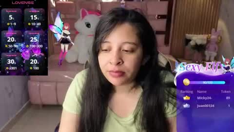Sara T. online show from June 25, 2026, 5:12 am