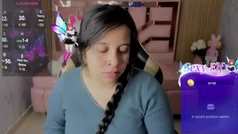 Sara T. online show from June 30, 2026, 3:07 am