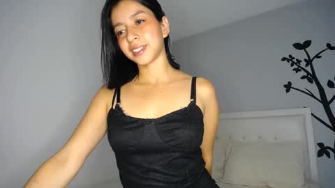 Sara online show from December 4, 2025, 2:10 am