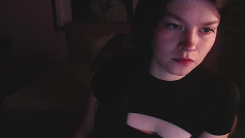 Snapshot of sara_valderrama_ chatting on December 4, 2025, 12:25 pm sara_valderrama_ online show from December 4, 2025, 12:25 pm