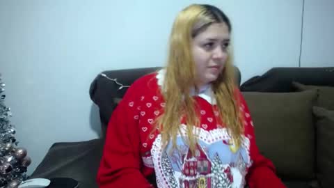 Snapshot of sara_winehouse1 chatting on December 16, 2024, 2:57 am 1 online show from December 16, 2024, 2:57 am