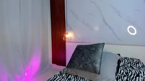 Snapshot of sara_zc chatting on December 2, 2025, 11:59 am sara_zc online show from December 2, 2025, 11:59 am