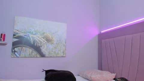 SARA  ROSEE online show from May 27, 2026, 1:57 am
