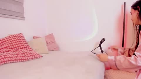 Sarah  online show from February 19, 2026, 11:23 pm