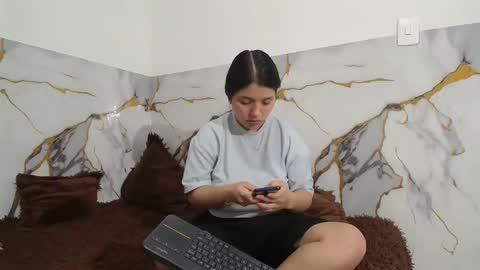 Snapshot of saraandthomas chatting on December 14, 2025, 6:12 pm sara and thomas online show from December 14, 2025, 6:12 pm