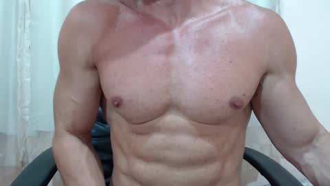 Snapshot of saradorj92 chatting on January 7, 2026, 12:13 am saradorj92 online show from January 7, 2026, 12:13 am